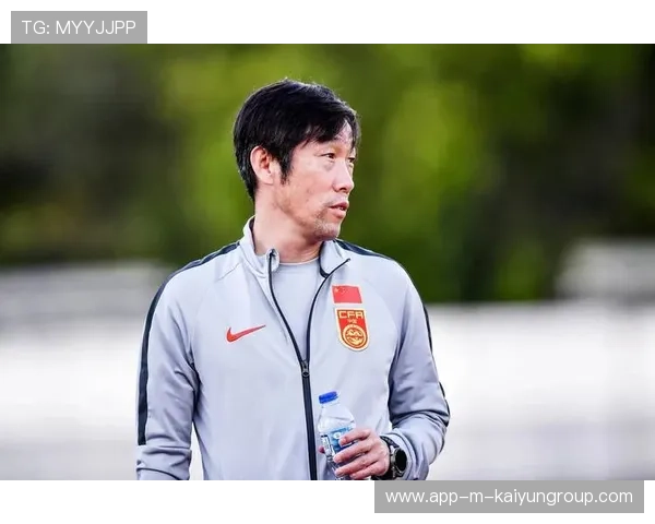 国足攻势焕然一新：全新战术革新点亮中国足球未来