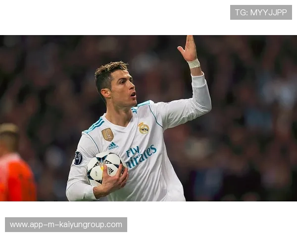 索博童年牵C罗 如今并肩站上欧洲杯赛场，索博斯洛伊皇马